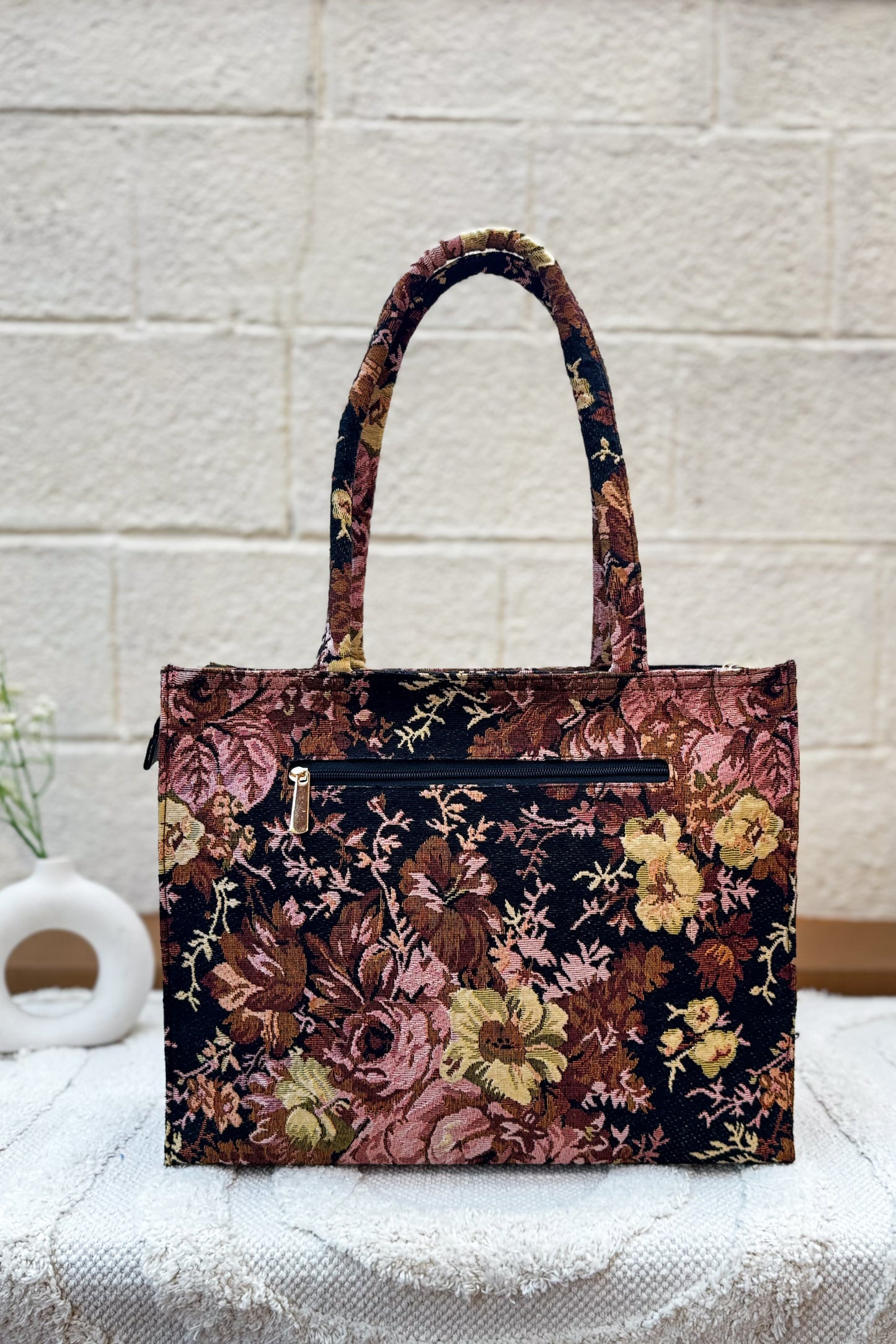 Black Garden - Box Tote