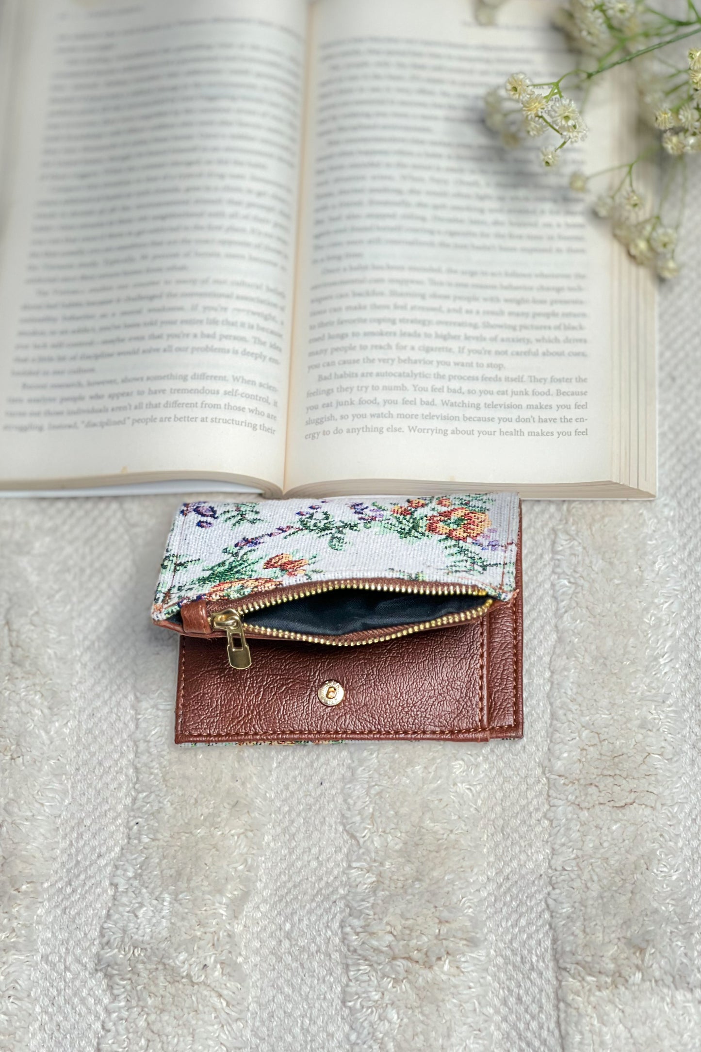 White Garden Mini Wallet