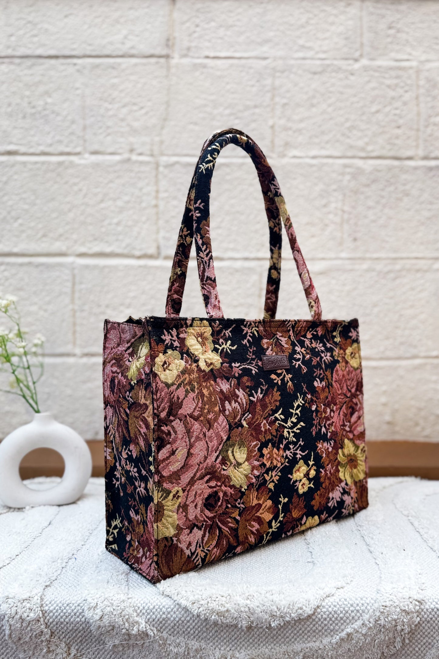 Black Garden - Box Tote
