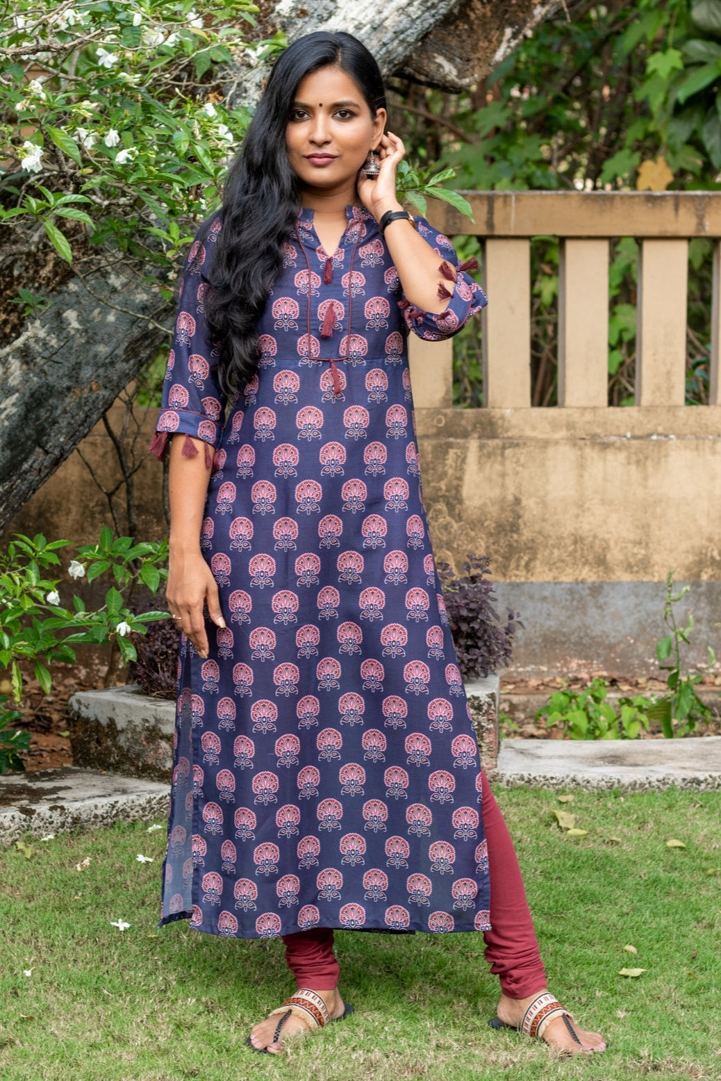 Navy Blue & Maroon Cotton Muslin Kurta with Tassels