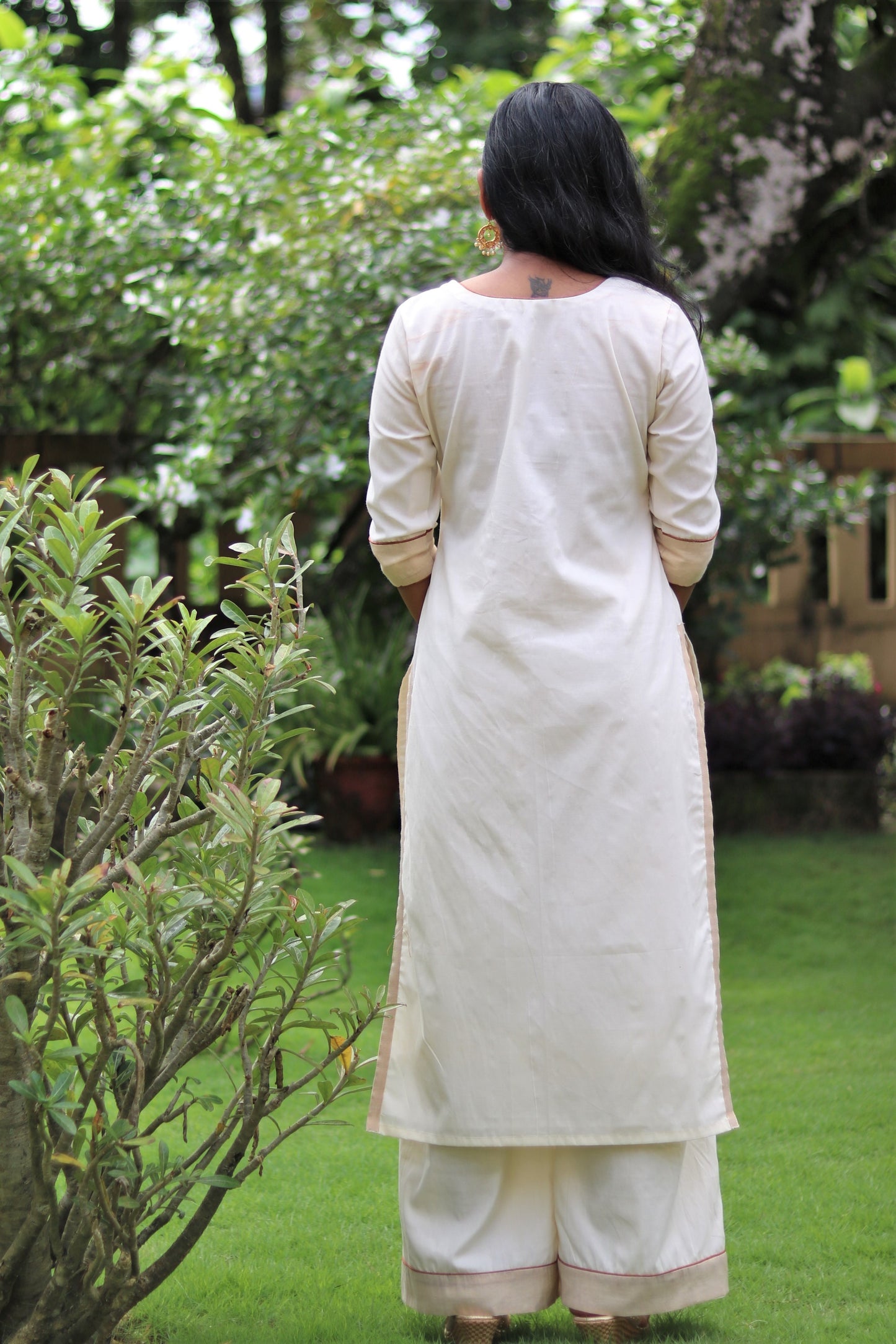 Kasavu Kurta & Palazzo Set with Maroon Dupatta