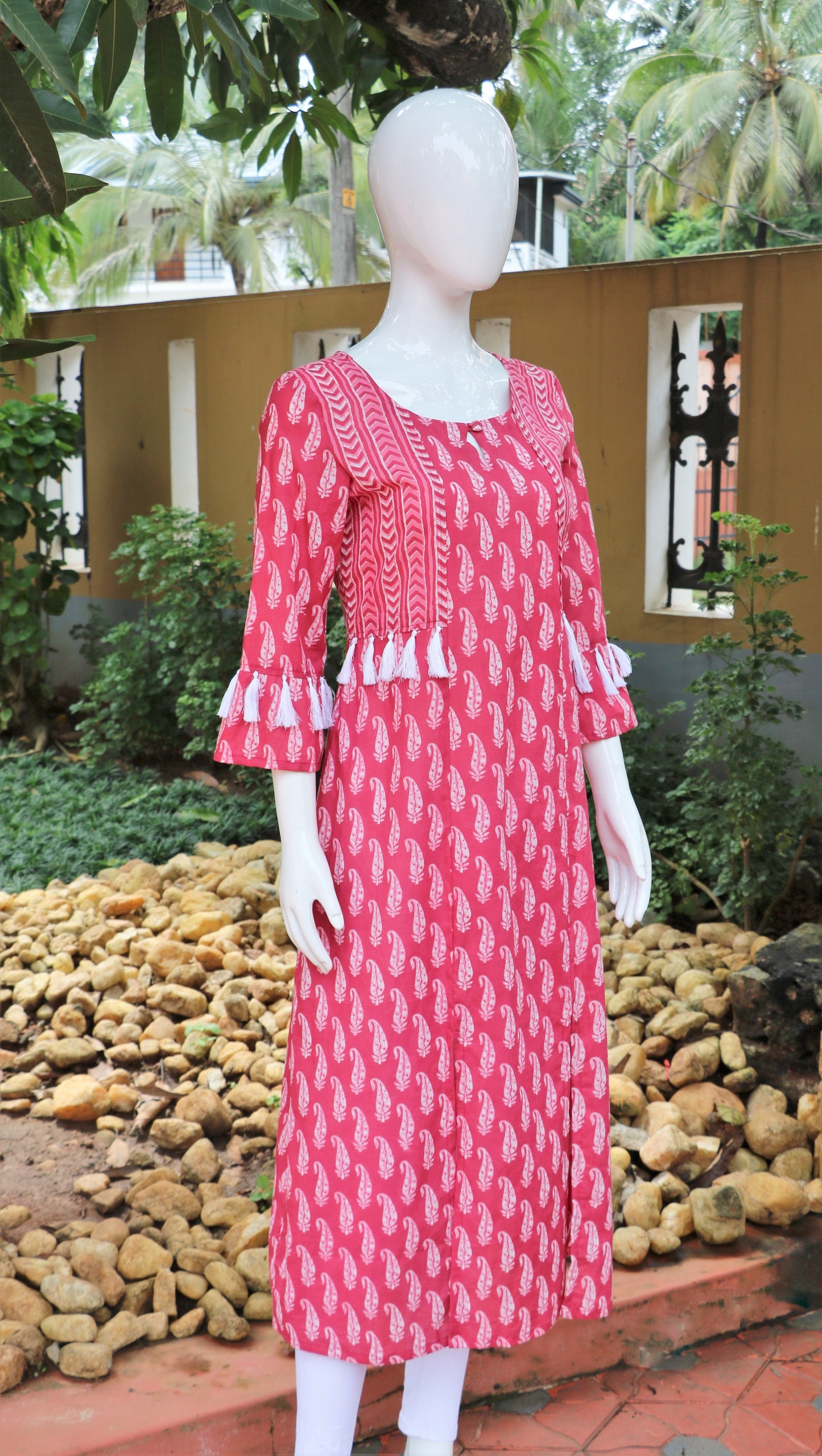 Pink Paisley 3 Panel Kurta