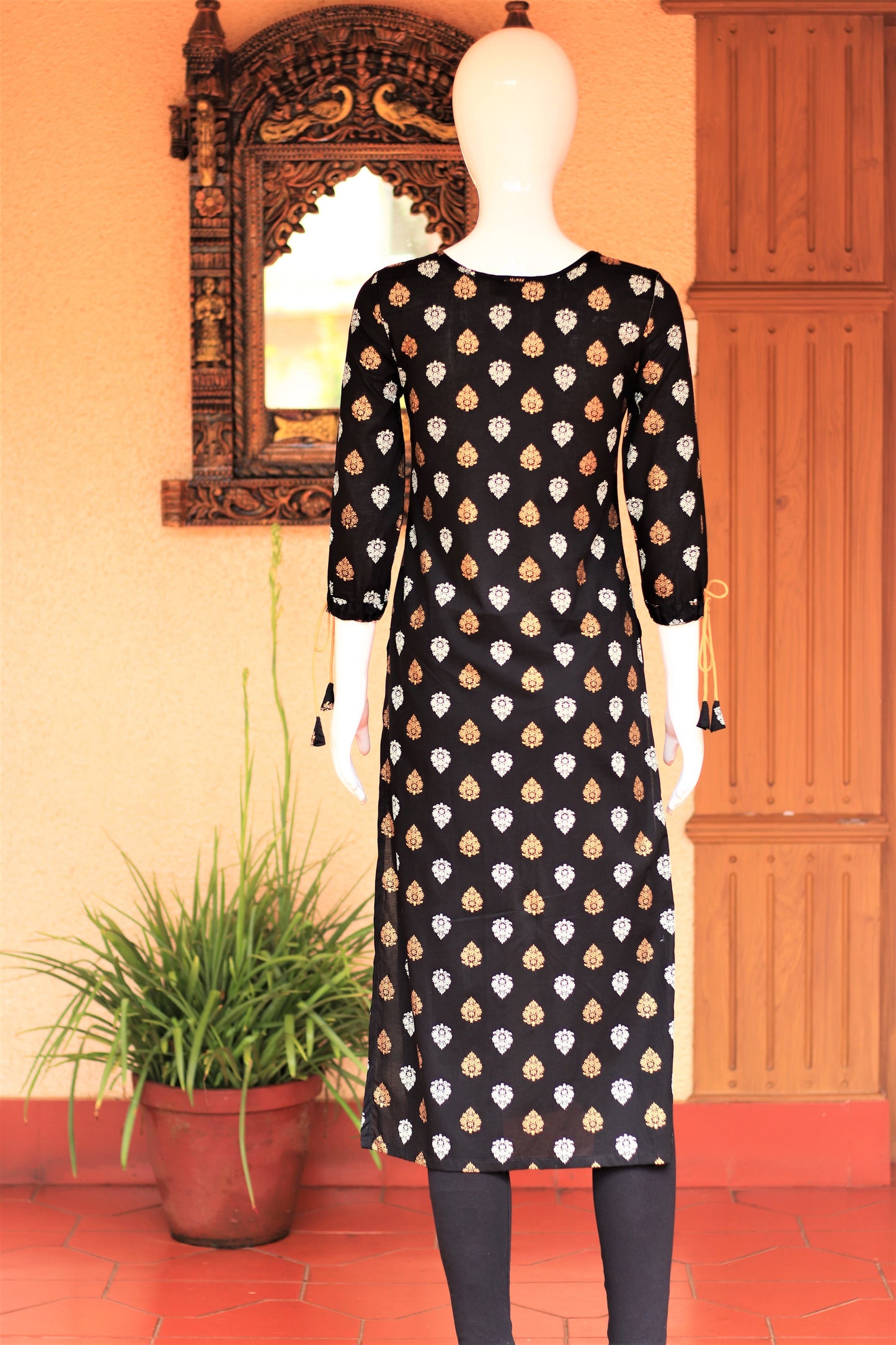 Black Foil Print Long Kurta