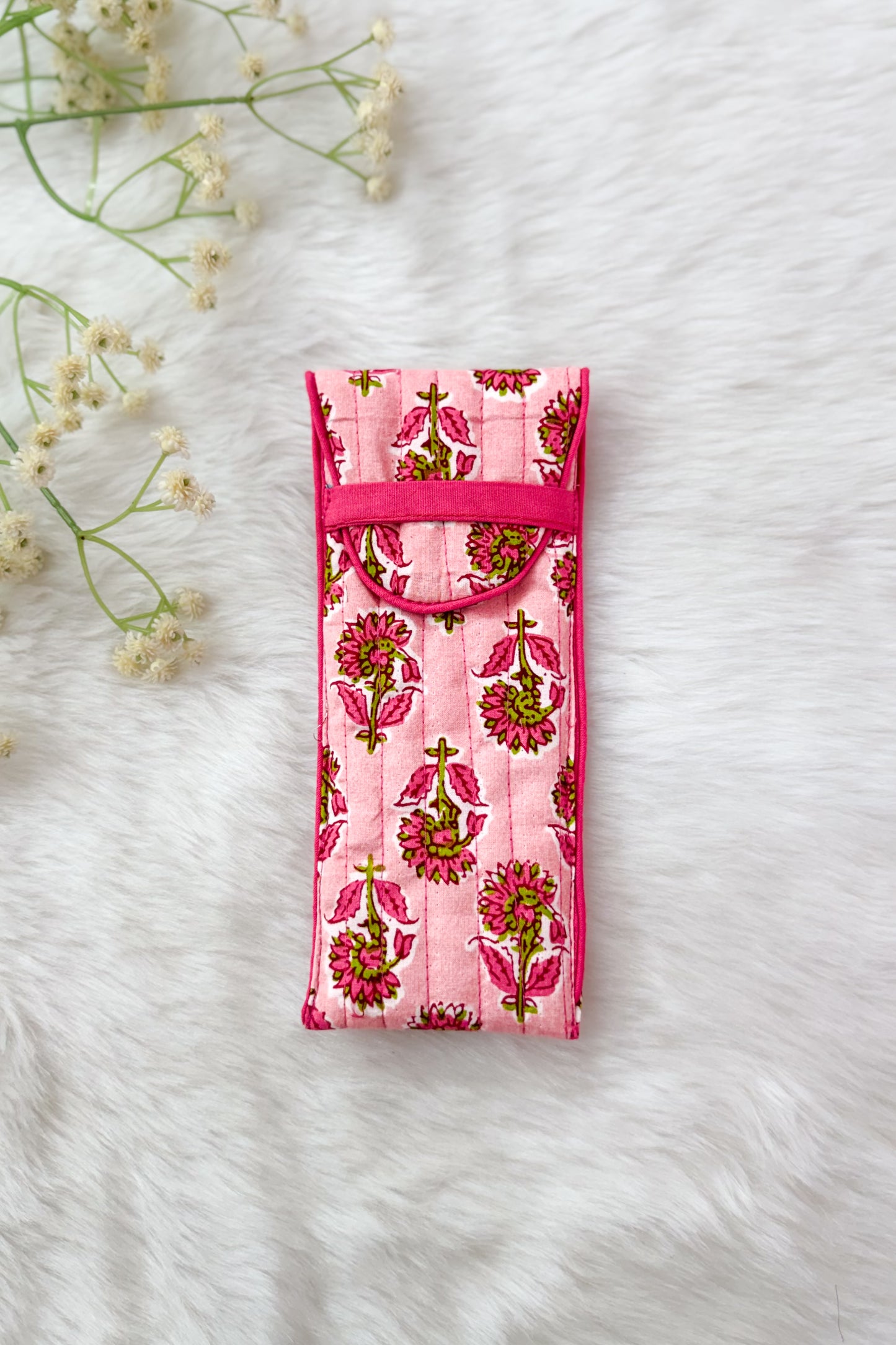 Strawberry Sundae Specs Holder