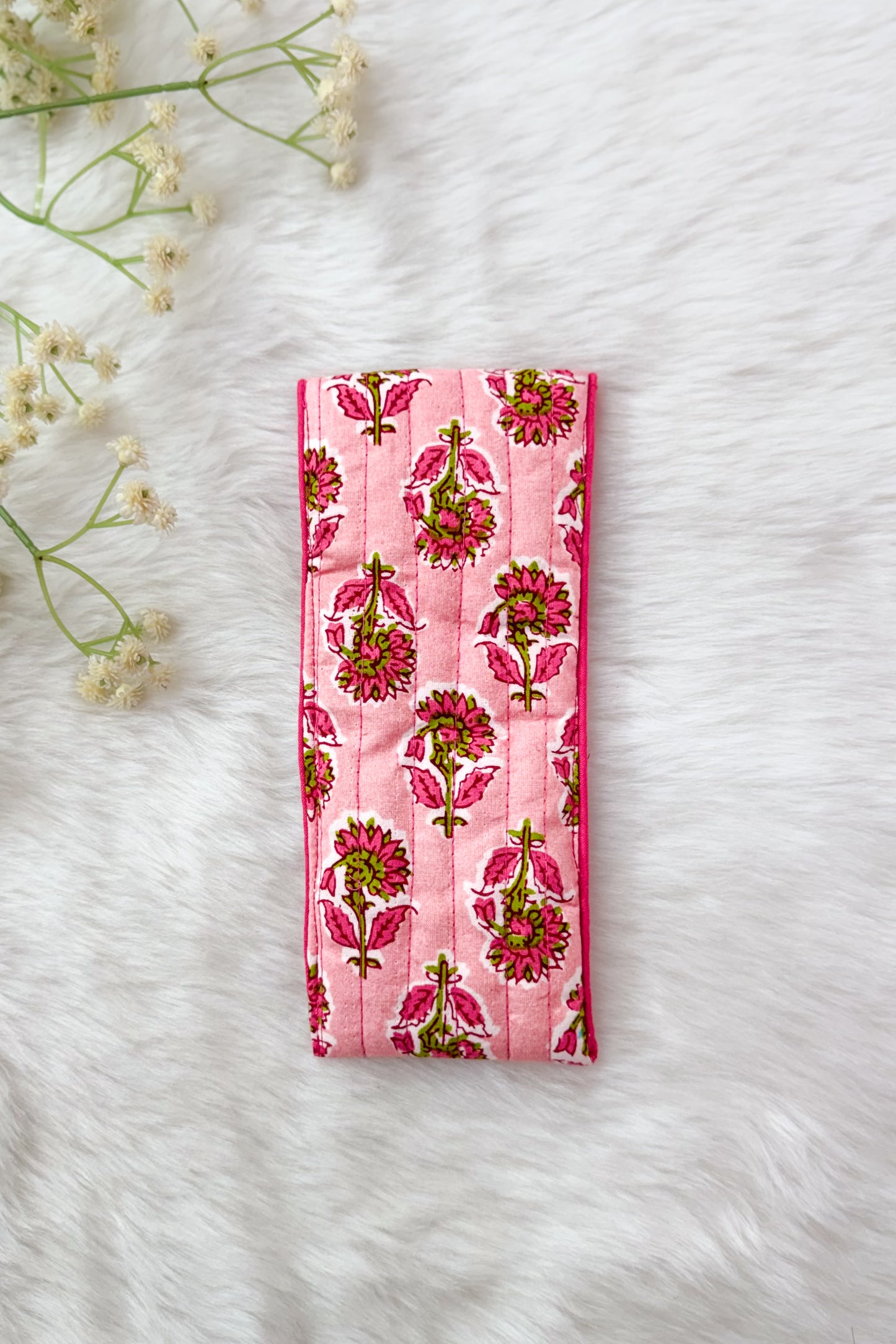 Strawberry Sundae Specs Holder