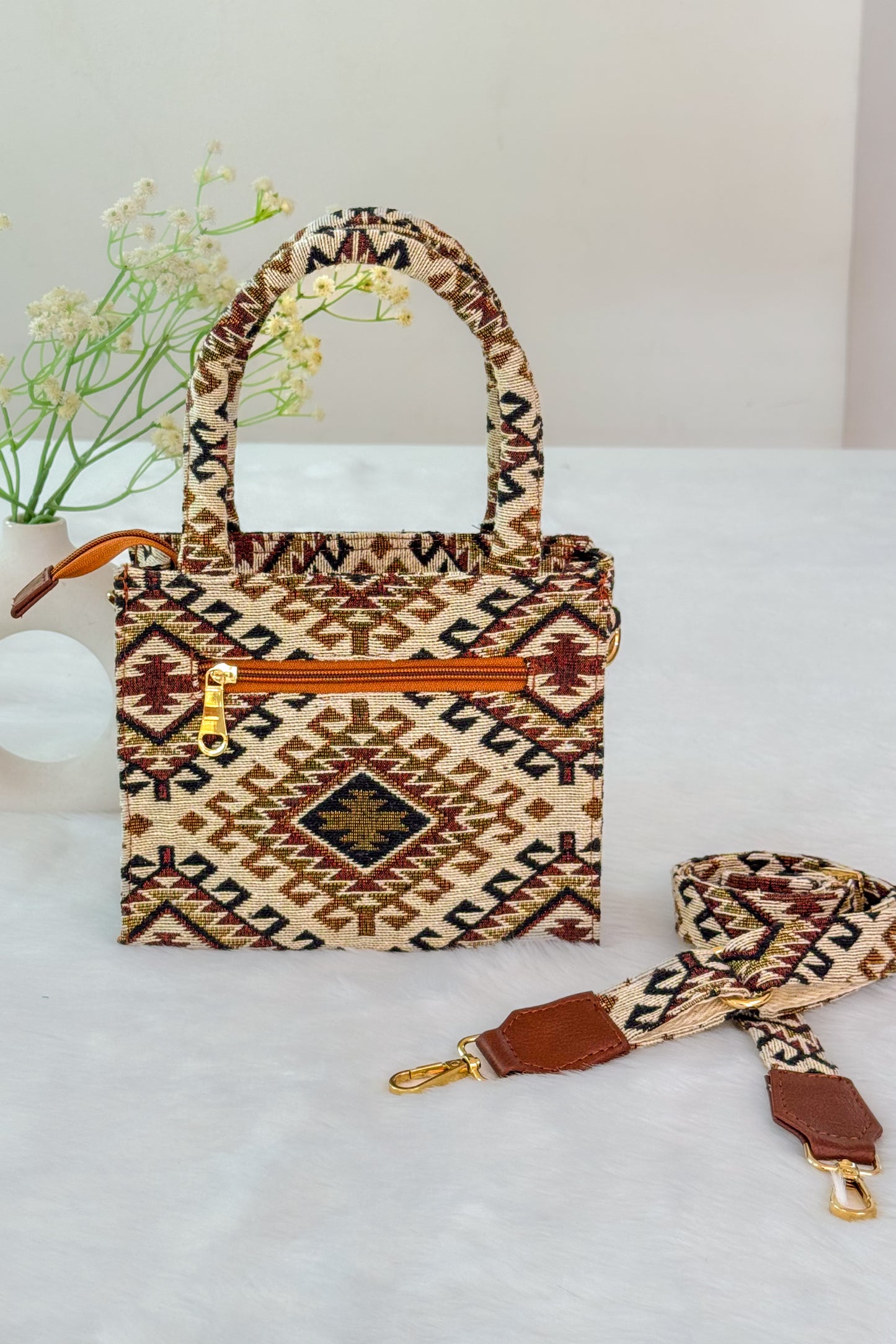 Nomad Chic Box Sling Bag
