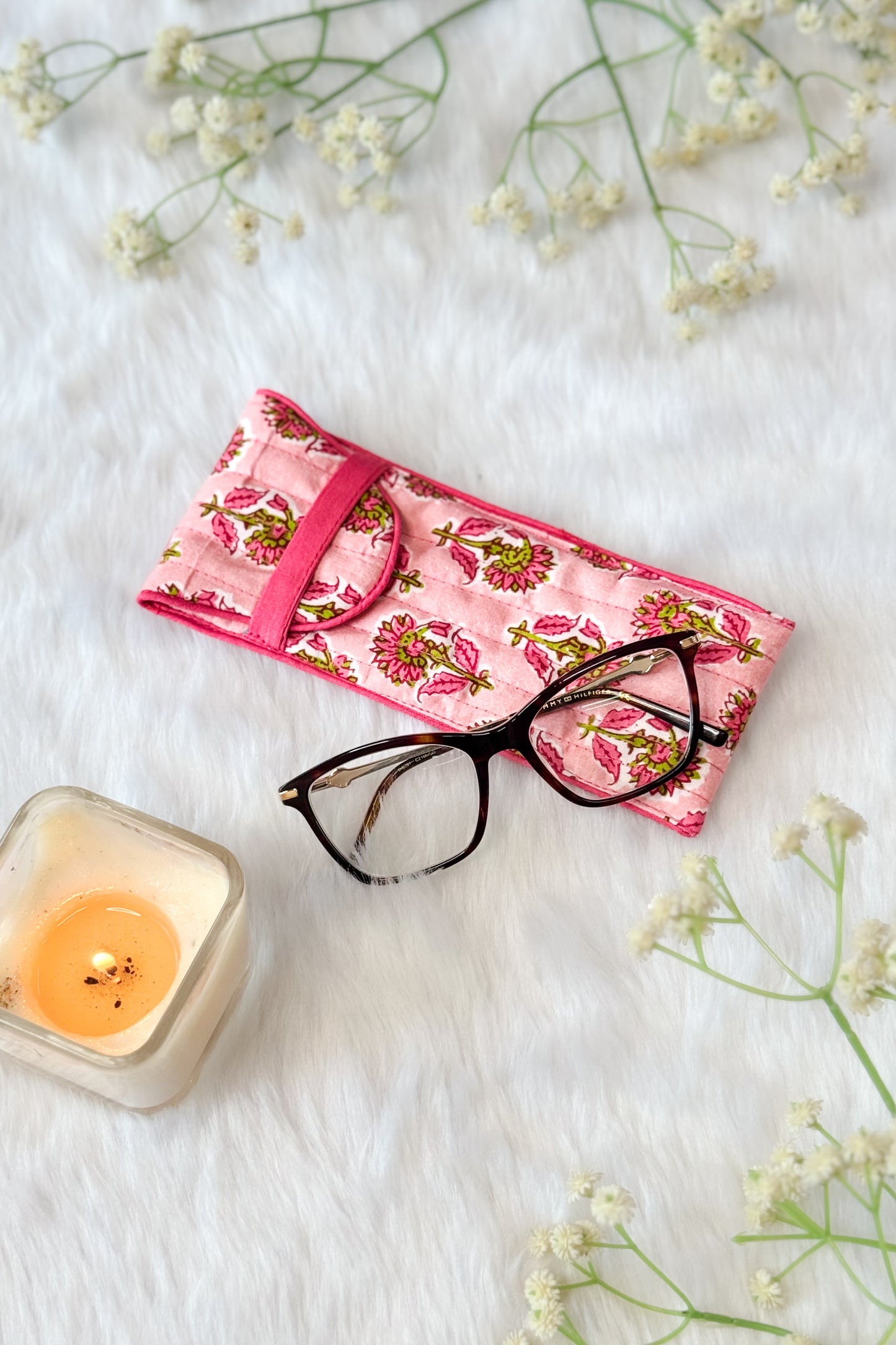 Strawberry Sundae Specs Holder