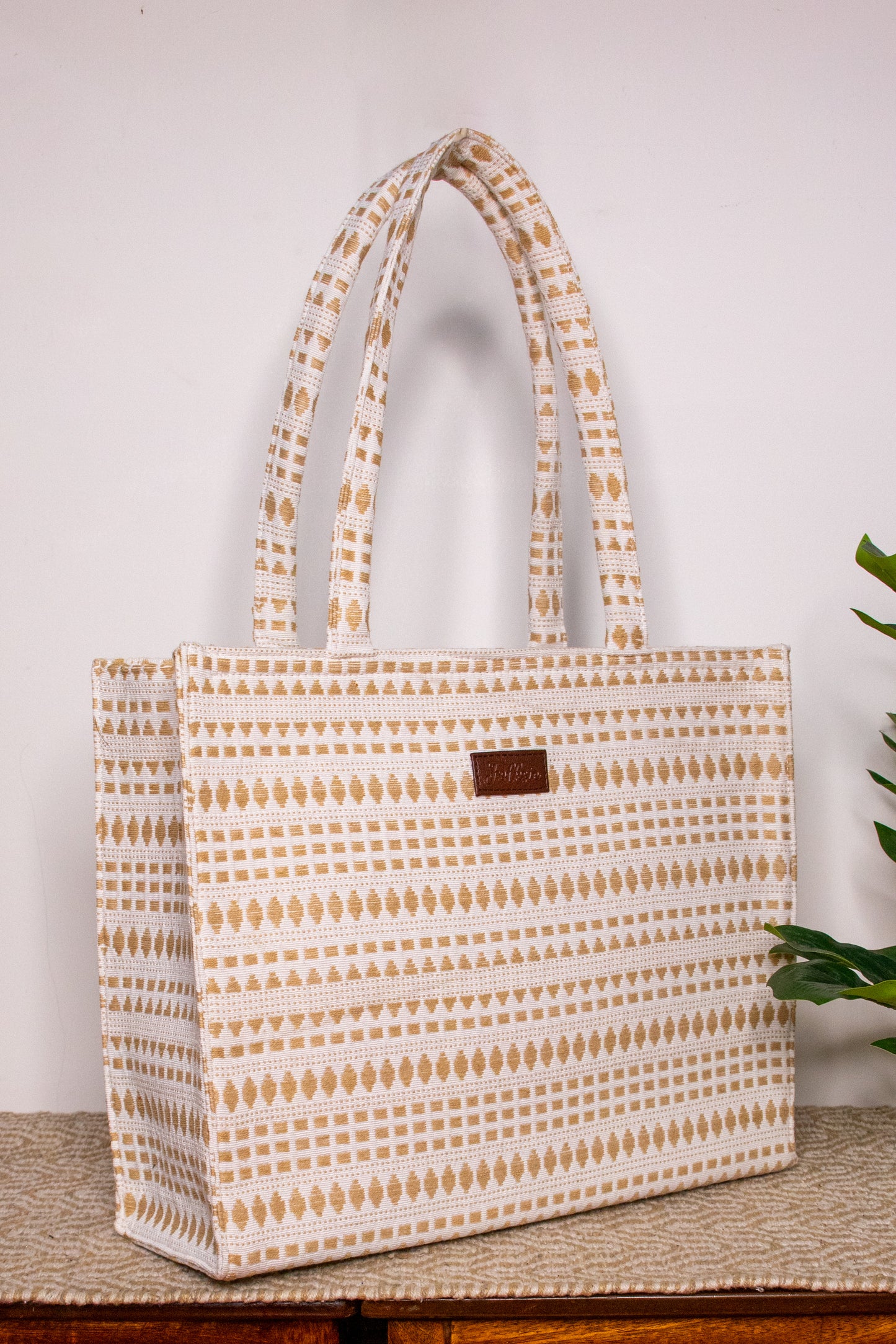 Desert Tan - Box Tote