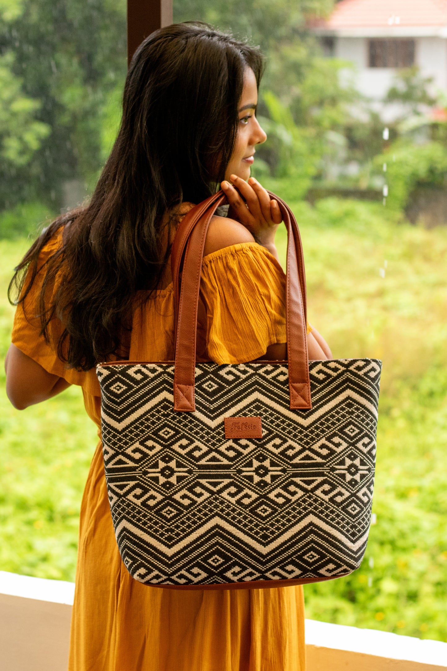 Tribal Tote Bag - Black