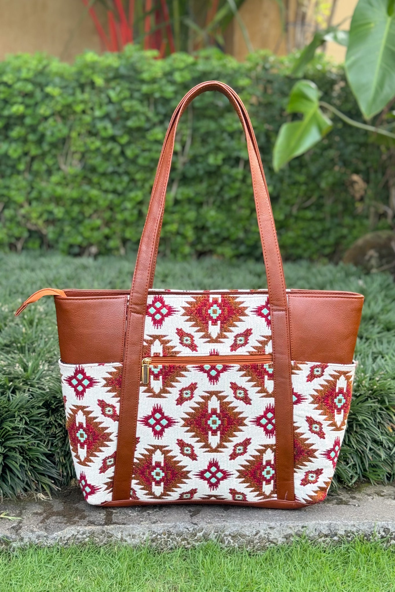 Crimson Charm Daily Tote
