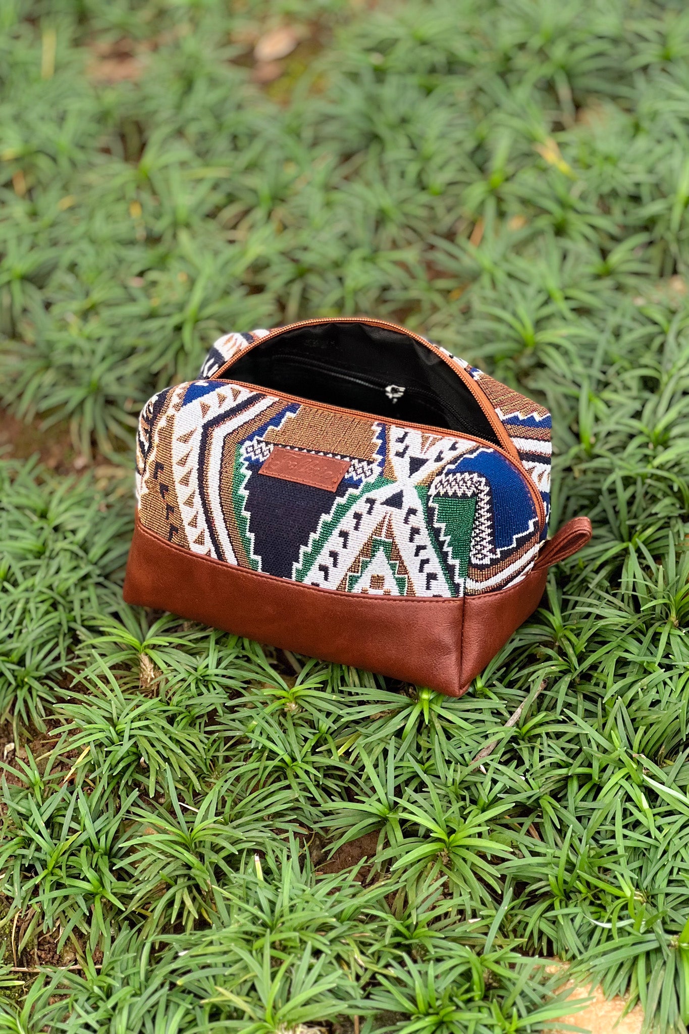 Earth & Sky Vanity Pouch