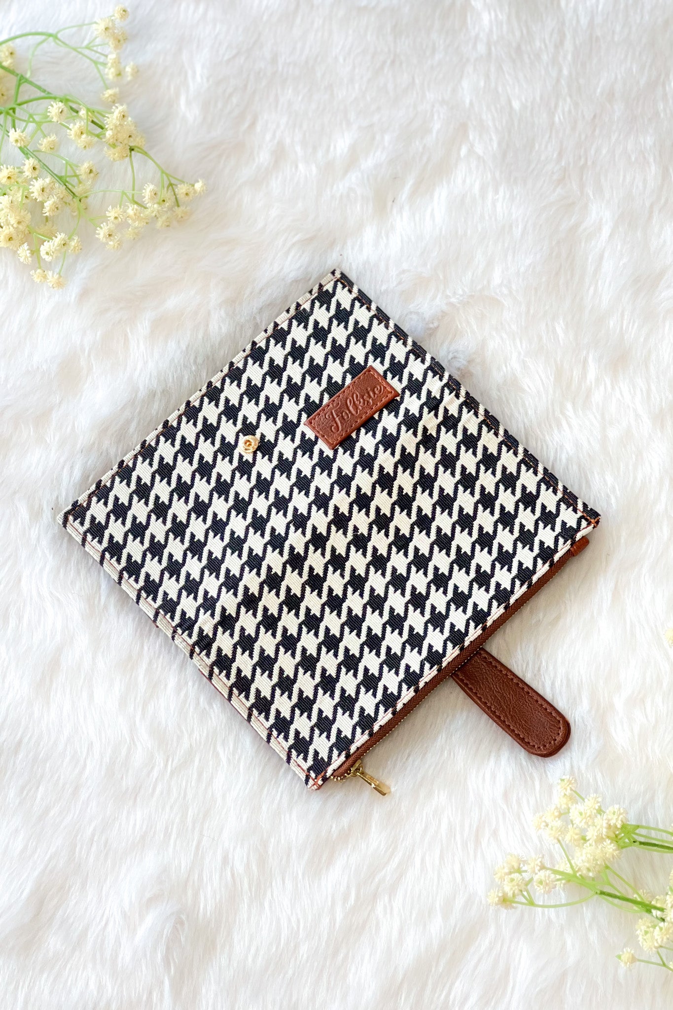 Chic Check Wallet