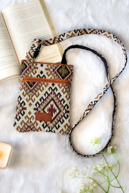 Nomad Chic On The Go Sling