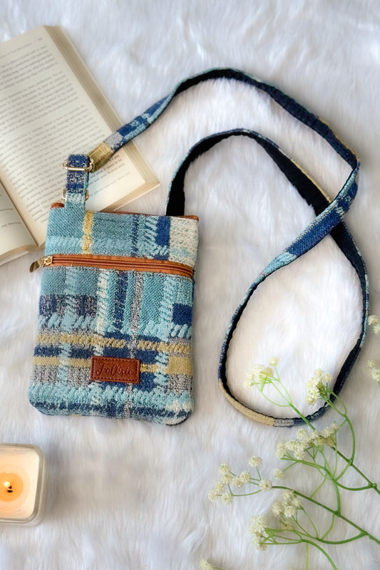 Vintage Blue On The Go Sling