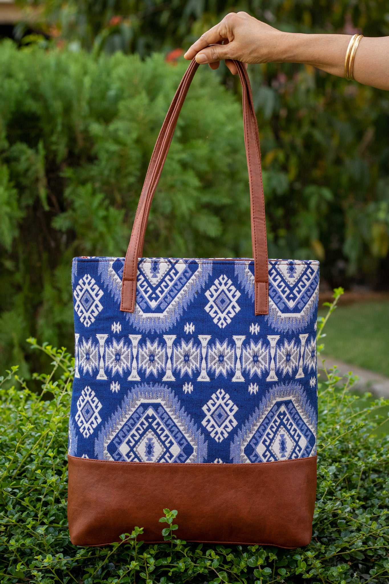 All Purpose Tote - Blue Aztec