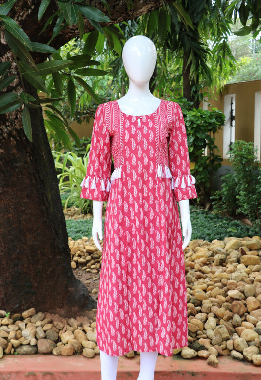 Pink Paisley 3 Panel Kurta